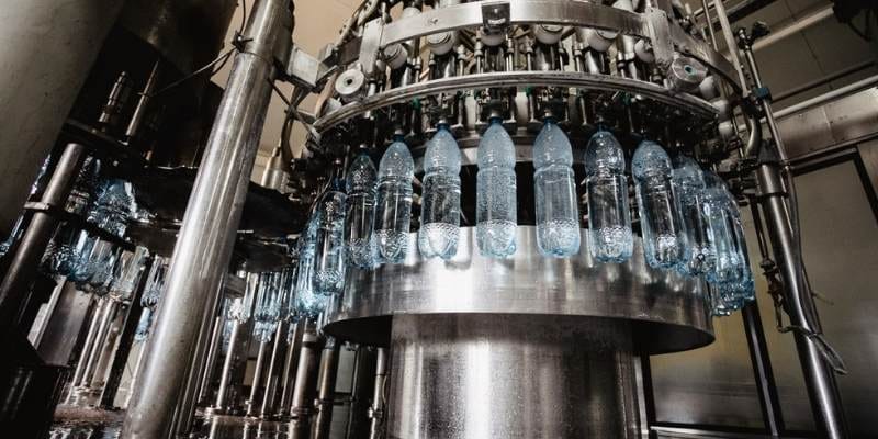 Woda mineralna butelkowana dla firm