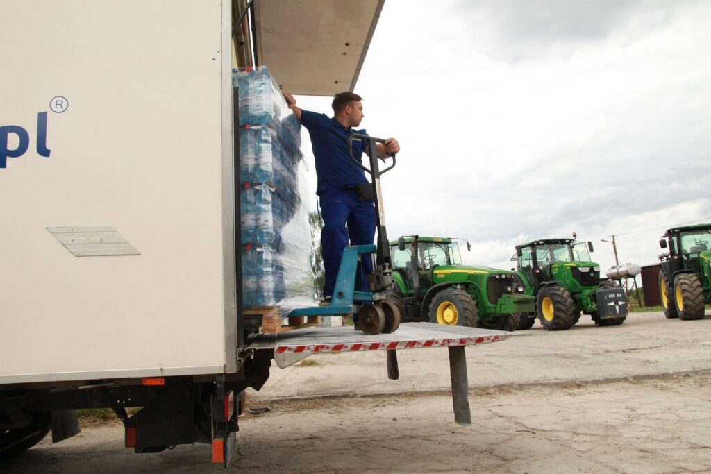 Paleta butelkowanej wody Staropolska® 1,5l – idealna dla firm